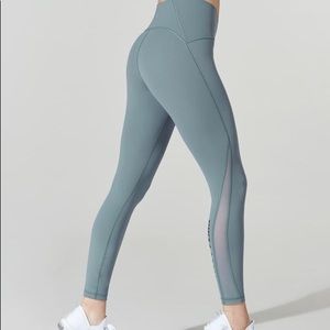 Lululemon train times pant 7/8 *sold*